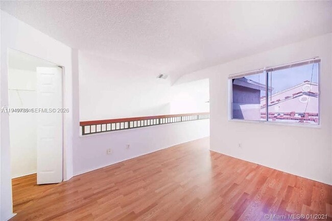 Building Photo - 10521 SW 157th Pl