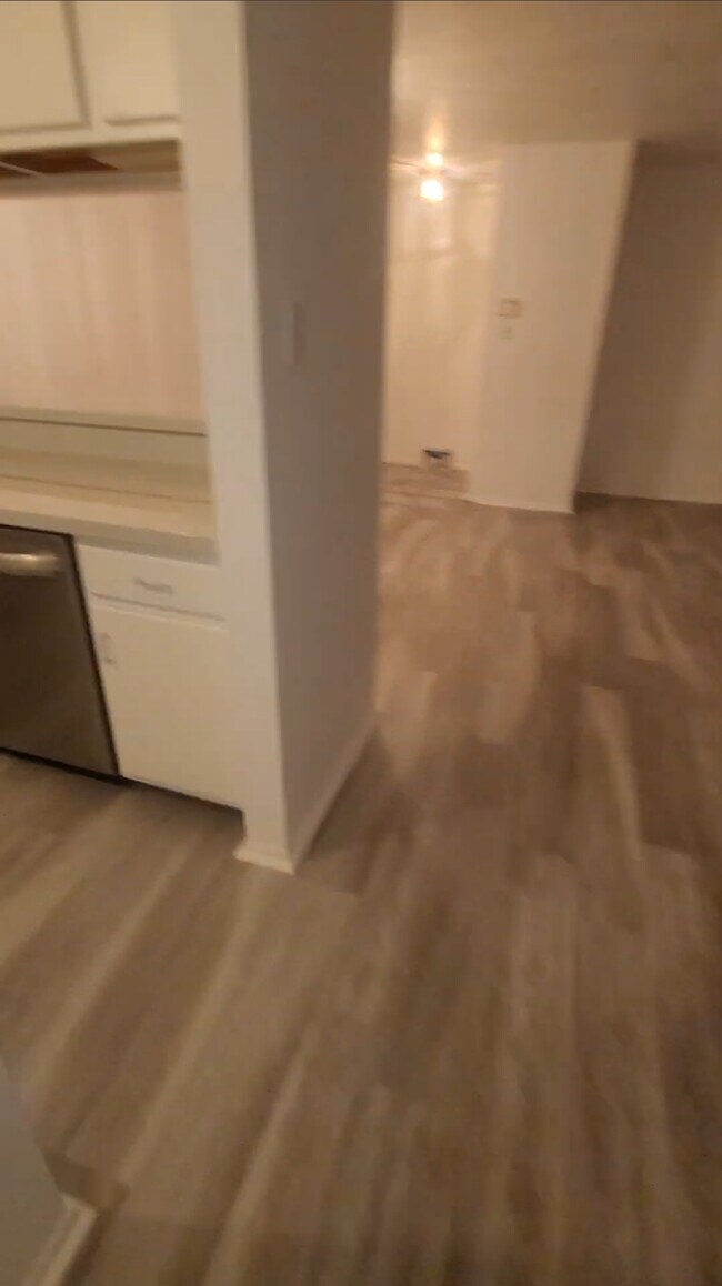 Building Photo - 1303 Morris Ct