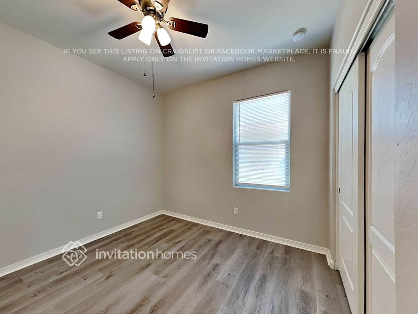 Building Photo - 24446 W Sheraton Ln