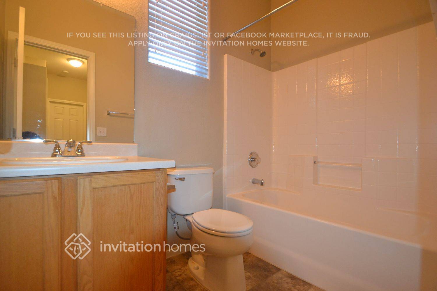 Building Photo - 8840 Crooked Shell Ave