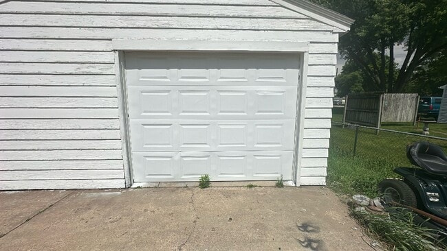 Building Photo - FOR RENT- Adorable 2 bed 1 bath in Washburn IA!!