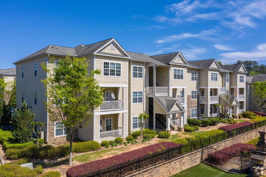 Building Photo - The Parke at Oakley