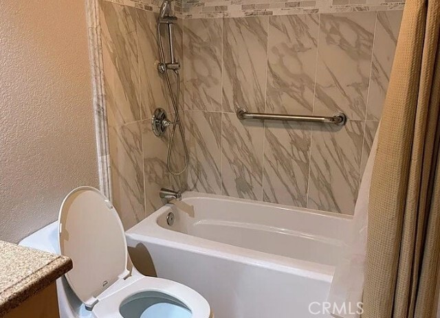 Building Photo - 2247 Martinique Ln