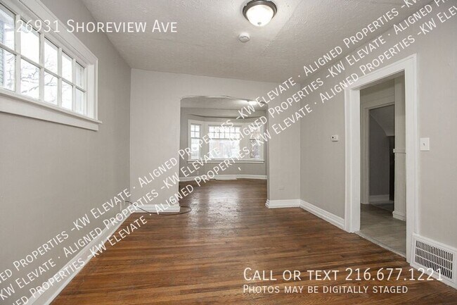 Building Photo - 26931 Shoreview Ave