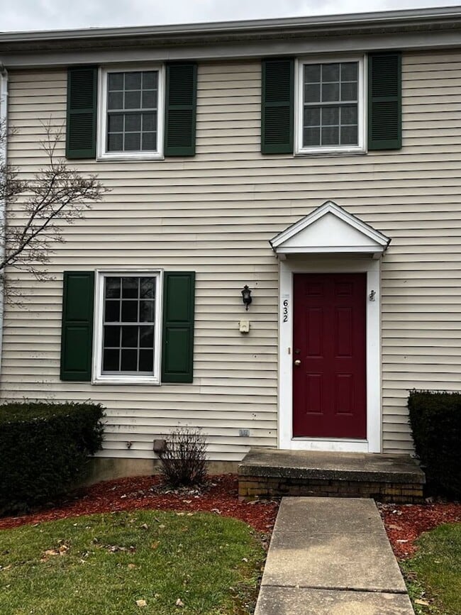 Primary Photo - 632 S Cedar St