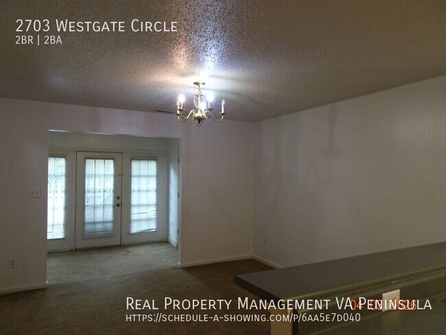 Building Photo - 2703 Westgate Cir