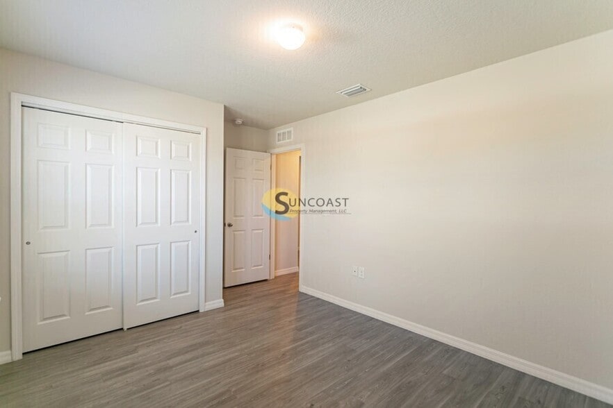 Building Photo - 1366 Tan Tara Trl