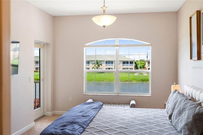 Building Photo - 6616 7th Ave Cir W