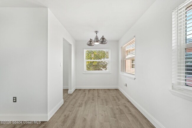 Building Photo - 411 Madison Ave