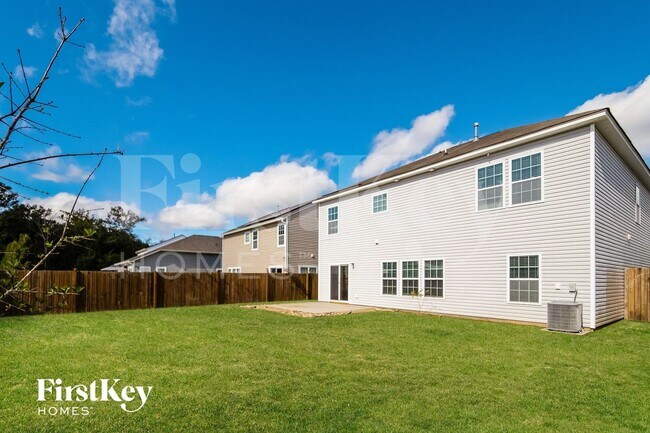 Building Photo - 423 Mountain Laurel Cir