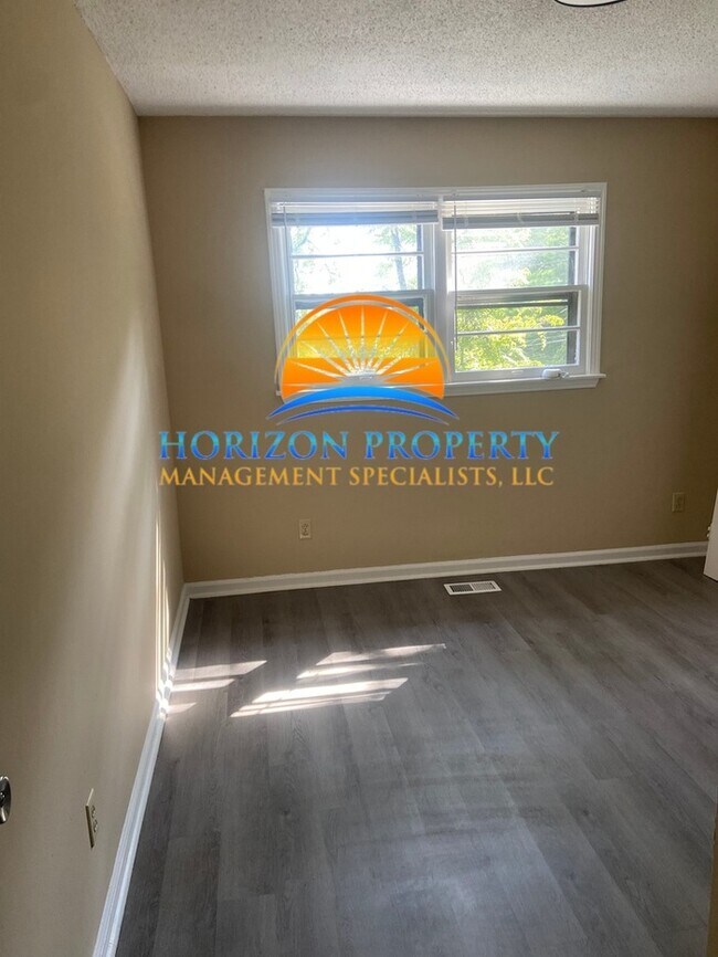 Building Photo - 2803 Coosa Cir NW
