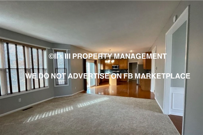 Building Photo - 15564 S Blackfeather St