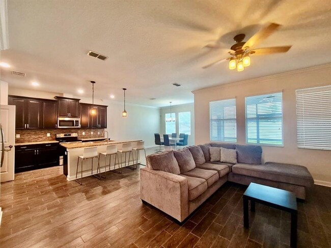 Building Photo - 4635 Fairy Tale Cir