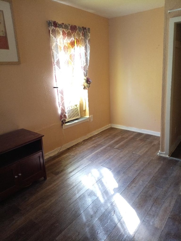 Building Photo - 1818 Hays St