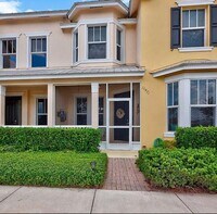 Building Photo - Tradition Townhome with 3 bed/2.5 bath/2 car garage