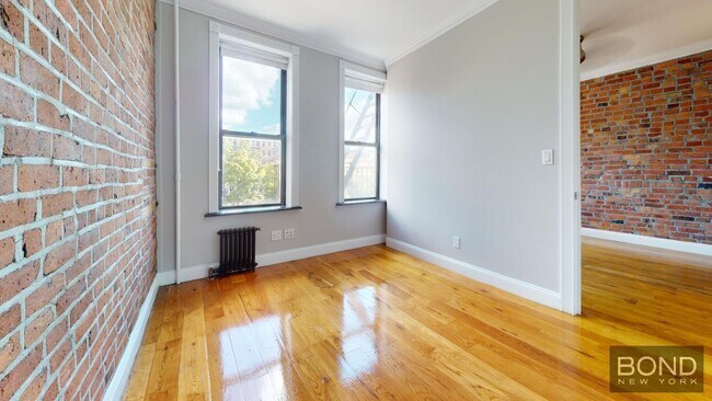 Building Photo - 179 Essex St