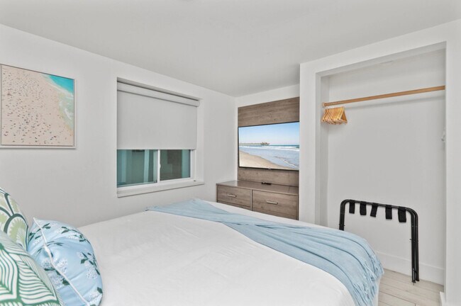 Building Photo - 1801 Withers Dr