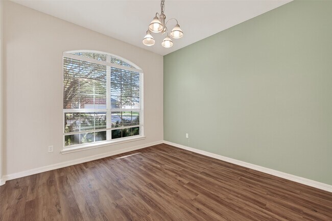 Building Photo - 21122 Maybrook Manor Ln