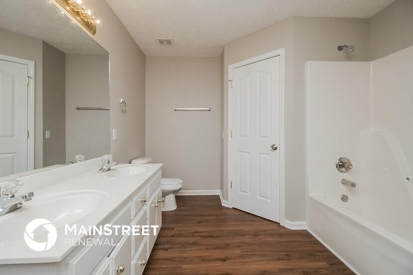 Building Photo - 921 Turlough Ct