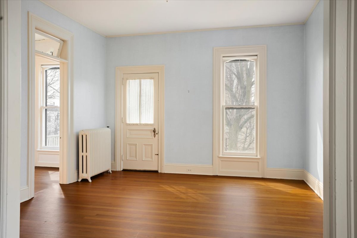 Building Photo - 246 Prospect Ave NE