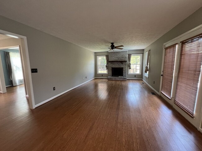 Building Photo - Spacious 5-Bedroom Home on Over Half an Ac...