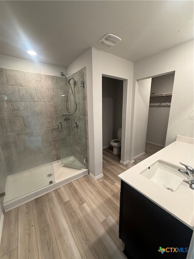 Building Photo - 7208 Veronica Ct