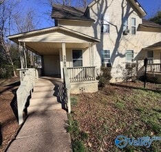 Building Photo - 3505 Bradley St SW