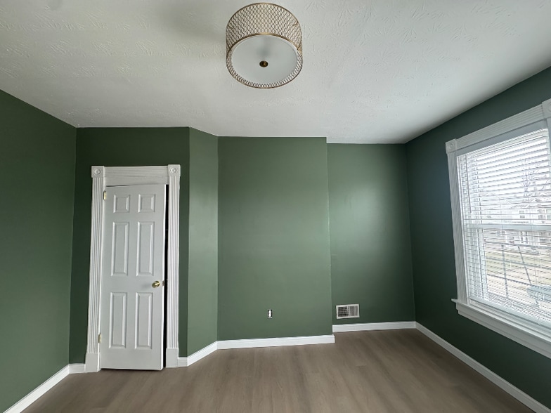 Building Photo - 1512 Blair Ave