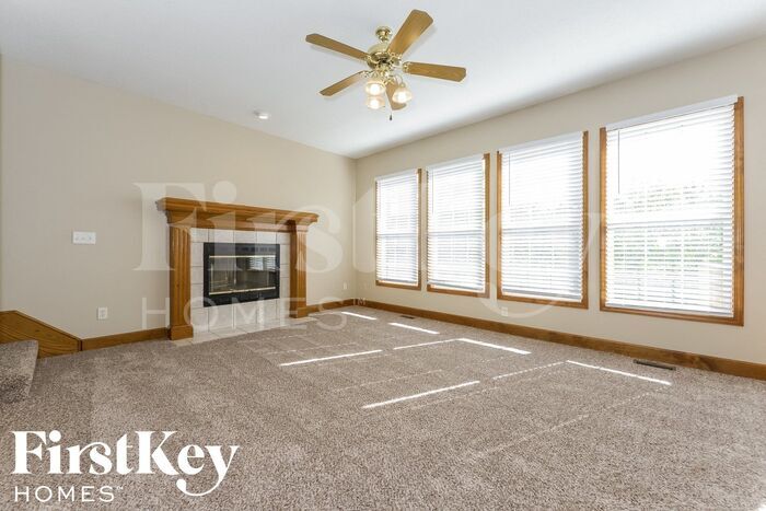 Building Photo - 711 Old Paint Rd