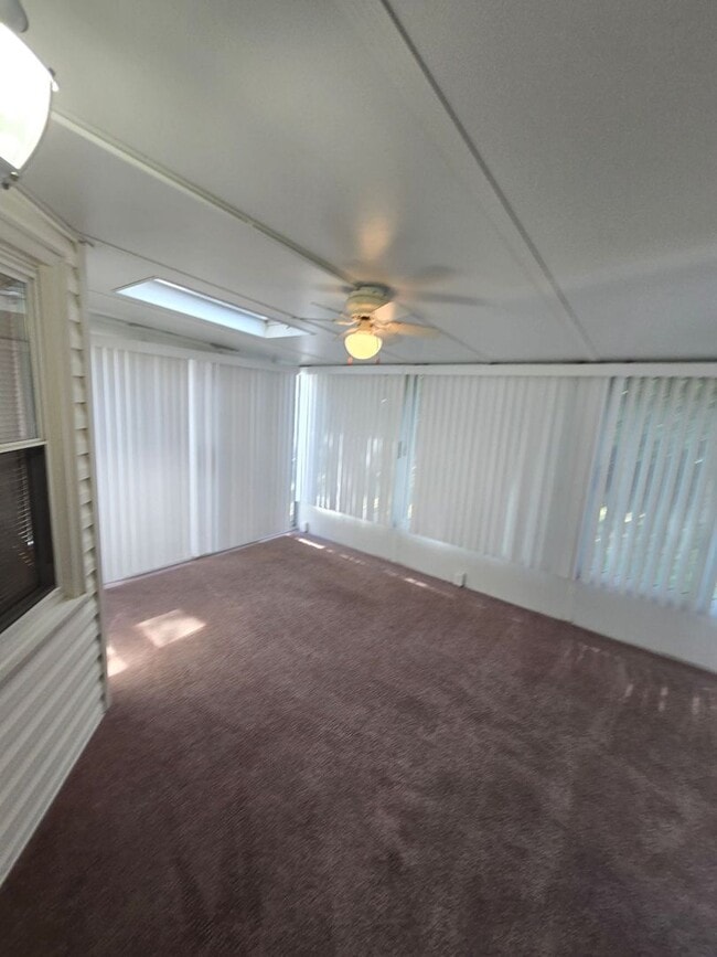 Building Photo - 4 BEDROOM IN CHESTERFIELD COUNTY all viewi...