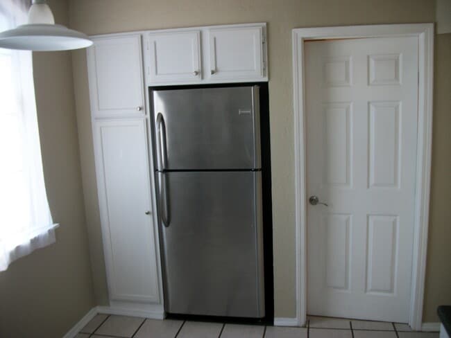 Building Photo - 1128 NW 56th St