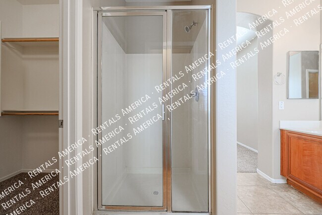 Building Photo - 17033 W Sonora St