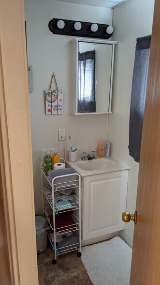 Building Photo - 918 Vine St