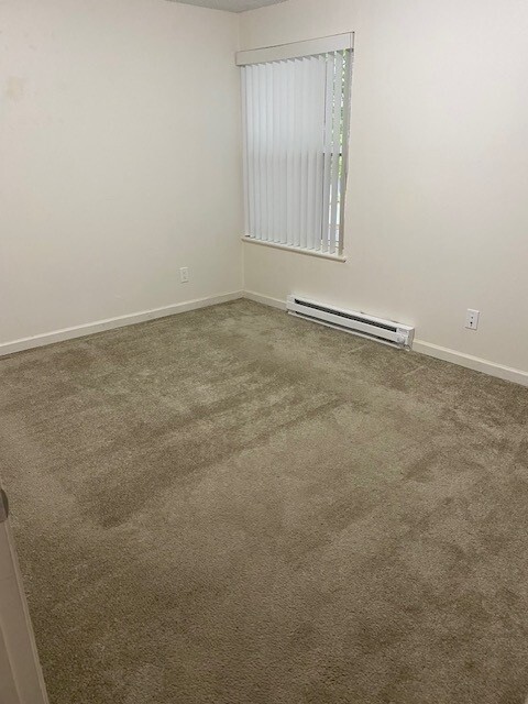 Bedroom - Oak View Village