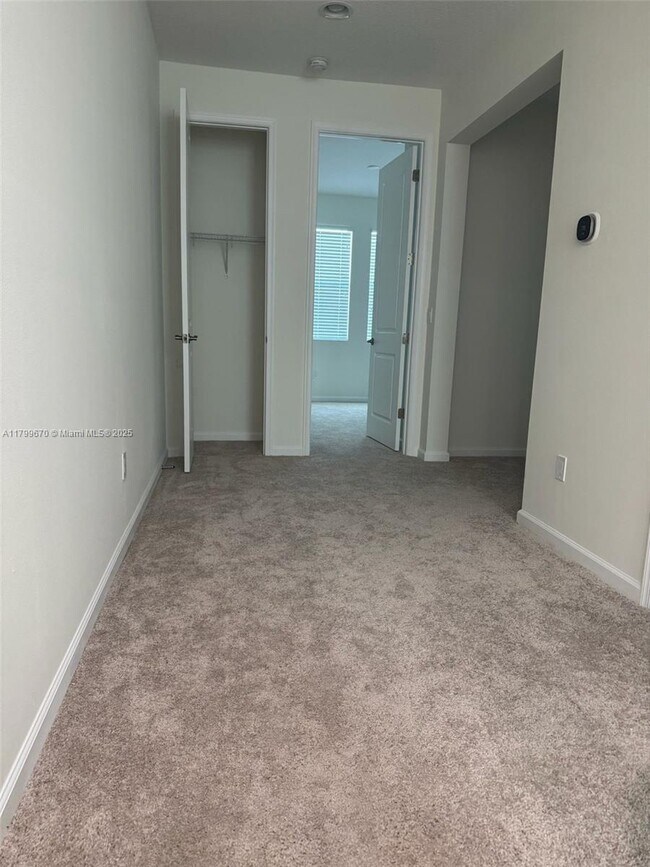 Building Photo - 5230 Thatcher Ct