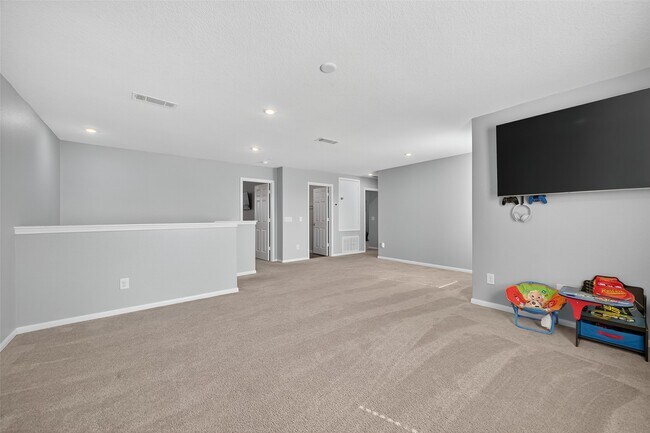 Building Photo - 10831 Fall Mill Dr