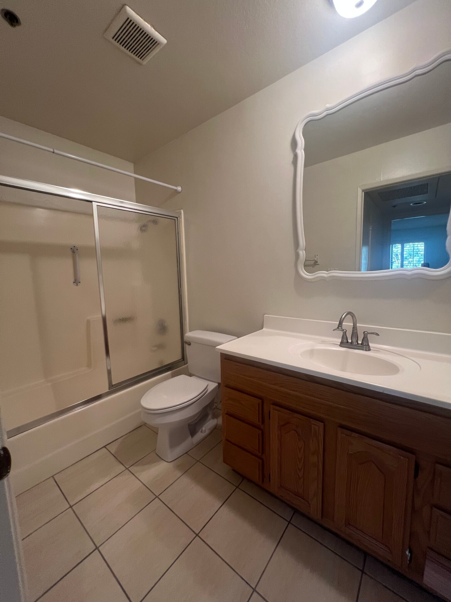 Building Photo - 501 Palisades Dr