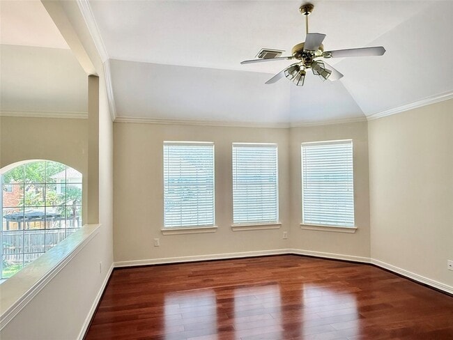 Building Photo - 4707 Gladesdale Park Ln