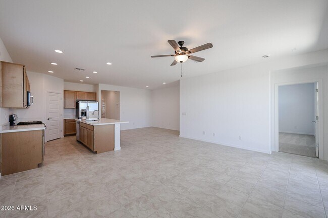 Building Photo - 26125 N 170th Ave