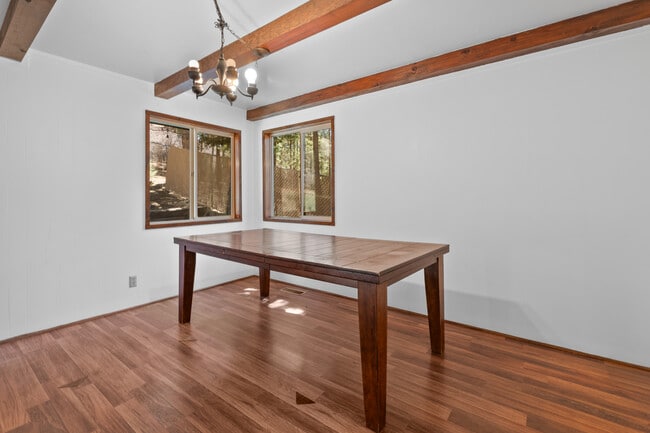 Building Photo - 383 Catalina Rd