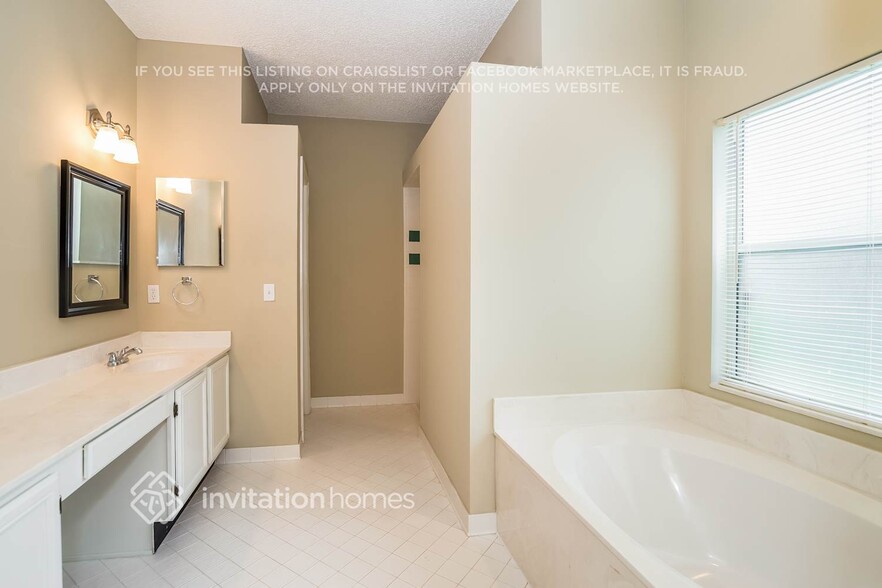 Building Photo - 1639 Brighton Bluff Ct