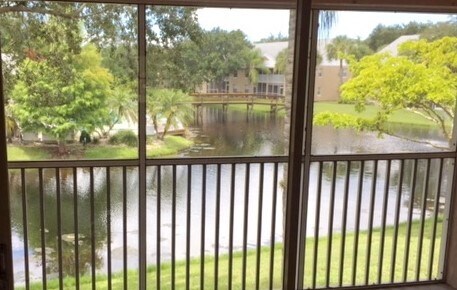Primary Photo - 156 Pebble Shores Dr