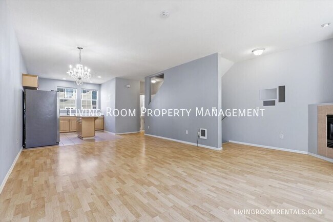 Building Photo - 15578 SW Black Quartz St