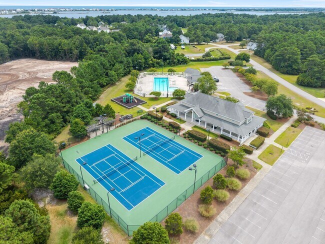 Building Photo - Welcome to Stateside!