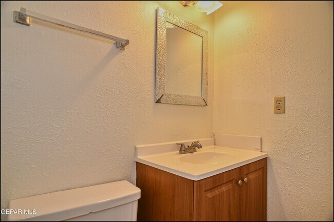 Building Photo - 10809 Jadestone St