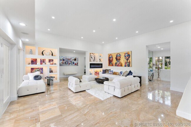 Building Photo - 18 Nurmi Dr