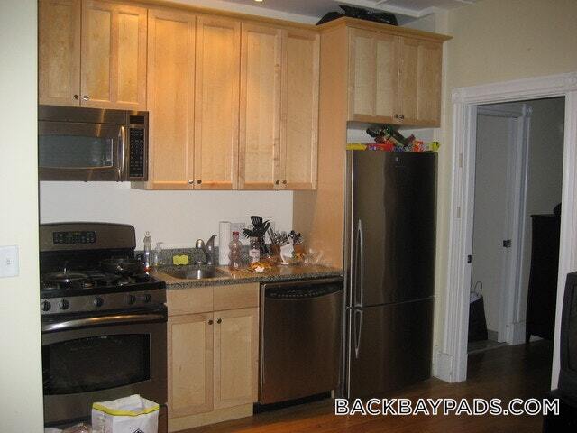 Building Photo - 8 Garrison St