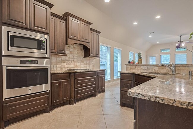 Building Photo - 10623 Davlee Ln