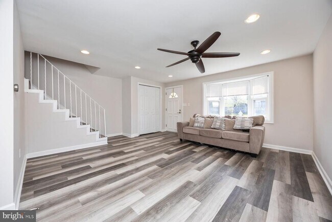 Building Photo - 3130 Ryerson Cir