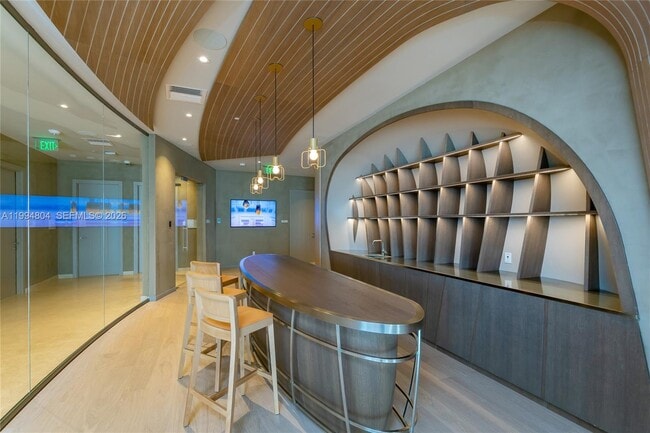 Building Photo - 1000 Brickell Plaza